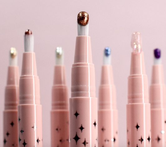 "Luminous" Stardust Shimmer Wand